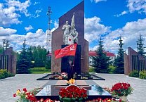 Тульский обком КПРФ наградил известного на всю Тульскую область ветерана партии К.А. Цаболова, организовавшего личную 80-ти дневную Вахту памяти у первого в России Вечного огня Тульский обком КПРФ наградил известного на всю Тульскую область ветерана партии К.А. Цаболова, организовавшего личную 80-ти дневную Вахту памяти у первого в России Вечного огня