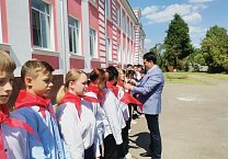 Тульский обком в преддверии Дня Пионерии организовал прием в пионеры учащихся школ