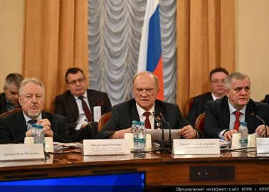 «Русские, очнитесь!» Г.А. Зюганов выступил на круглом столе по русскому вопросу с программным словом