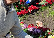 Ефремовские коммунисты приняли активное участие в городских мероприятиях посвященных празднованию 80-летия Великой Победы Ефремовские коммунисты приняли активное участие в городских мероприятиях посвященных празднованию 80-летия Великой Победы