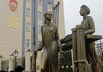 В Туле увековечили подвиг юных туляков-оружейников