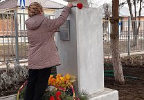 Ефремовские коммунисты вместе со школьниками отметили День Космонавтики Ефремовские коммунисты вместе со школьниками отметили День Космонавтики