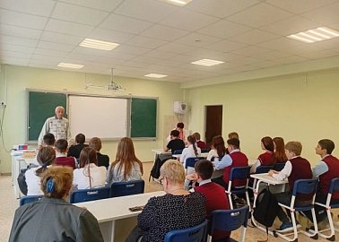 В Ефремове продолжаются открытые уроки на тему "Ленин в судьбе России"