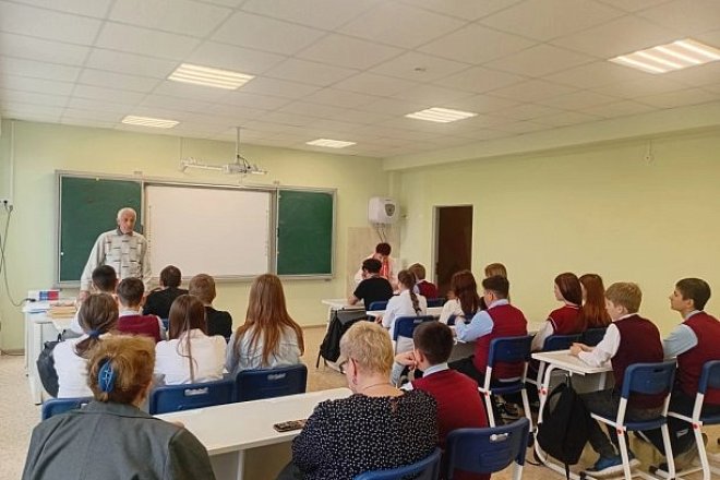 В Ефремове продолжаются открытые уроки на тему "Ленин в судьбе России"
