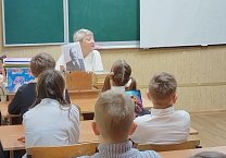 Ефремовские коммунисты провели серию занятий приуроченных к "Дню памяти о В.И. Ленине" в городских школах Ефремовские коммунисты провели серию занятий приуроченных к "Дню памяти о В.И. Ленине" в городских школах