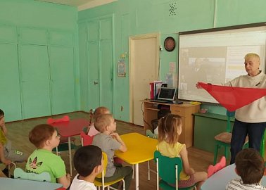 Ефремовские коммунисты продолжают мероприятия в преддверии 153-ей годовщины со дня рождения Владимира Ильича Ленина