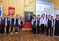 Тульский обком КПРФ дал старт циклу Ленинских уроков в школах области Тульский обком КПРФ дал старт циклу Ленинских уроков в школах области
