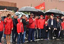 Юных туляков приняли в пионеры на Красной площади