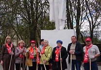 Тульский обком партии отметил День рождения В.И. Ленина массовыми возложениями и субботниками по всему региону