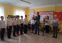 В Тульской области продолжается приём школьников в пионеры В Тульской области продолжается приём школьников в пионеры