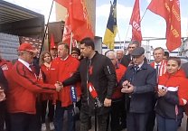ТУЛЬСКИЕ КОММУНИСТЫ ПРИНЯЛИ УЧАСТИЕ В ОТПРАВКЕ ОЧЕРЕДНОГО 109 ГУМАНИТАРНОГО КОНВОЯ ДЛЯ ВОИНОВ И ЖИТЕЛЕЙ ДОНБАССА ТУЛЬСКИЕ КОММУНИСТЫ ПРИНЯЛИ УЧАСТИЕ В ОТПРАВКЕ ОЧЕРЕДНОГО 109 ГУМАНИТАРНОГО КОНВОЯ ДЛЯ ВОИНОВ И ЖИТЕЛЕЙ ДОНБАССА