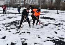 Веневский райком КПРФ выступил генеральным спонсором турнира по хоккею на снегу имени политрука Поликарпова