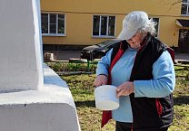 Ефремовские коммунисты продолжают проводить субботники и приводить в порядок памятники советской эпохи в Ефремовском районе Ефремовские коммунисты продолжают проводить субботники и приводить в порядок памятники советской эпохи в Ефремовском районе