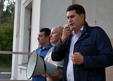 Алексей Лебедев: Единоросс Павел Веселов действует в интересах партии власти. Мы будем голосовать против сокращения партийных списков