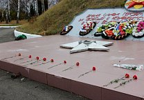 Ефремовский горком КПРФ провел автопробег, посвященный 100-летию комсомола