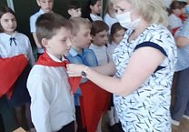 К 99 - й годовщине пионерской организации в трех школах региона пополнились пионерские дружины