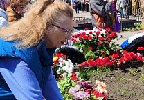 Ефремовские коммунисты приняли активное участие в городских мероприятиях посвященных празднованию 80-летия Великой Победы Ефремовские коммунисты приняли активное участие в городских мероприятиях посвященных празднованию 80-летия Великой Победы