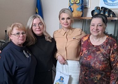 Депутат Тульской городской Думы Елена Чекан обсудила вопросы экологического образования учащихся