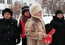 Возложение цветов к памятнику В.И. Ленину в Ефремове Возложение цветов к памятнику В.И. Ленину в Ефремове
