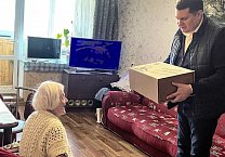 Алексей Лебедев поздравил ветеранов с Днем Победы