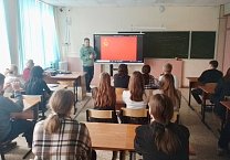 Тульский обком КПРФ продолжает организовывать патриотические уроки для школьников Тульский обком КПРФ продолжает организовывать патриотические уроки для школьников