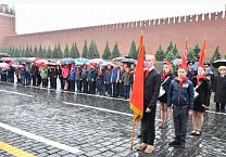 Юных туляков приняли в пионеры на Красной площади