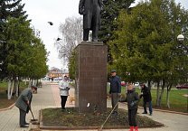 Веневский райком КПРФ продолжил серию Ленинских коммунистических субботников в Тульском регионе