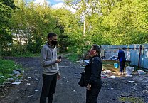 Коммунисты провели рейд по контейнерным площадкам с активистами из Узловой Коммунисты провели рейд по контейнерным площадкам с активистами из Узловой