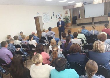 Депутат Государственной Думы от Владимирской, Рязанской и Тульской областей Олег Лебедев продолжает встречи с избирателями