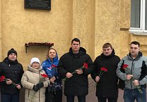 Тульские коммунисты почтили память своего знаменитого земляка Василия Стародубцева