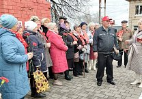 Тульские коммунисты по всему региону провели возложения цветов к памятникам В.И. Ленина