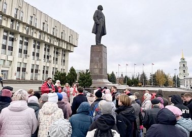 Тульские коммунисты отпраздновали 107-ю годовщину Великого Октября