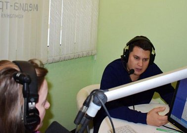 На радиостанции «Милицейская волна» подвели итоги празднования 100-летия Великого Октября