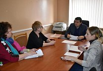 Олег Лебедев и Татьяна Косарева провели прием в Туле