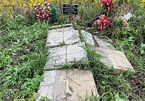 На могиле туляков, перезахороненных с Крестовоздвиженской площади, установлен памятник
