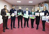 Депутат Тульской городской Думы от фракции КПРФ Елена Чекан в День Героев Отечества посетила военные госпитали Депутат Тульской городской Думы от фракции КПРФ Елена Чекан в День Героев Отечества посетила военные госпитали
