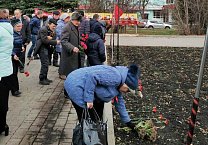 Новомосковск отметил годовщину Великого Октября Новомосковск отметил годовщину Великого Октября