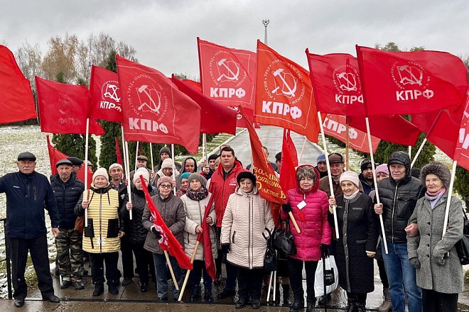Тульские коммунисты достойно отметили День комсомола