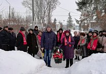 Возложение цветов к памятнику В.И. Ленину в Ефремове Возложение цветов к памятнику В.И. Ленину в Ефремове