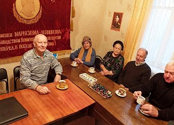 Тульские коммунисты по всему региону провели возложения цветов к памятникам В.И. Ленина Тульские коммунисты по всему региону провели возложения цветов к памятникам В.И. Ленина