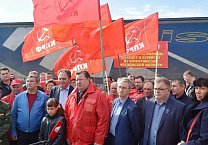Тульские коммунисты  отправили очередной гуманитарный груз детям Донбасса