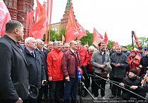 В Москве прошло возложение цветов к Могиле Неизвестного солдата и памятнику Маршалу Г.К. Жукову В Москве прошло возложение цветов к Могиле Неизвестного солдата и памятнику Маршалу Г.К. Жукову