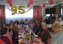 Заокский райком КПРФ поздравляет с 95-летним юбилеем ветерана партии Марию Михайловну Кузьмину 