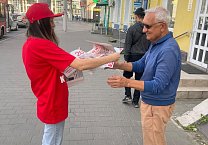 В Тульской области продолжаются раздачи партийных газет
