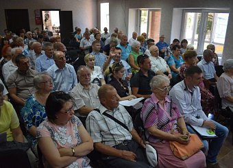 Коммунисты Тульской области вновь единогласно избрали Олега Лебедева своим лидером