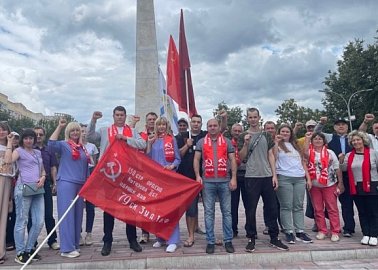Тульский обком провел патриотический автопробег «За Родину! За народ России! За нашу Победу!»