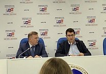 Первый секретарь Тульского обкома КПРФ Алексей Лебедев контролировал ход голосования Первый секретарь Тульского обкома КПРФ Алексей Лебедев контролировал ход голосования