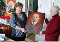 Развивая межпартийное сотрудничество Развивая межпартийное сотрудничество