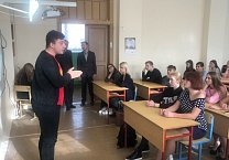 Комсомол – организация, устремлённая вперёд! Комсомол – организация, устремлённая вперёд!