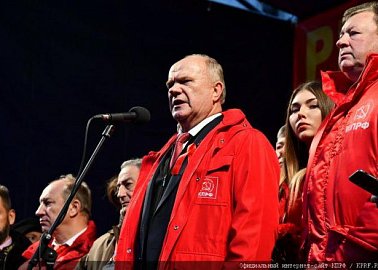 Г.А. Зюганов на митинге в Москве: Знамя Ленина – Знамя Победы!